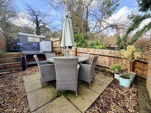 Photo 17- click for photo gallery